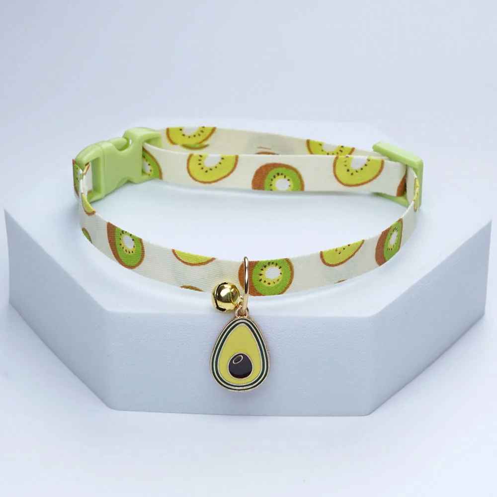  collier chiot vert