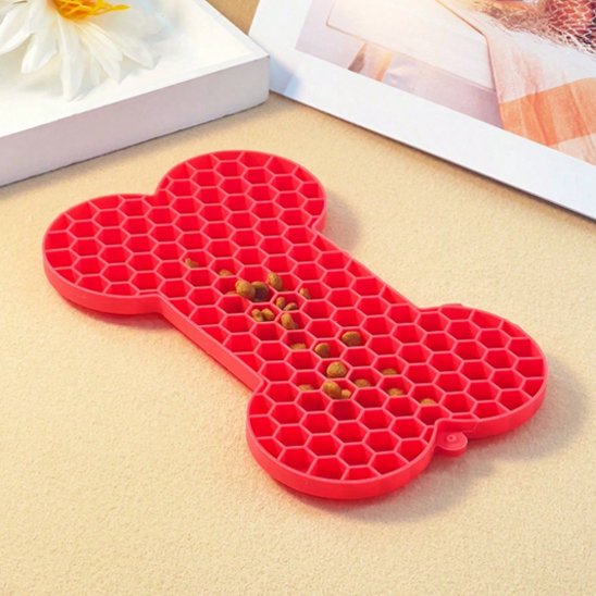 Tapis de lechage chien rouge