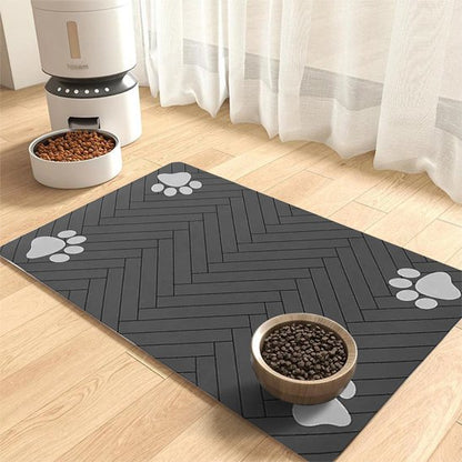 Tapis gamelle chien avec décorations empreintes de pattes