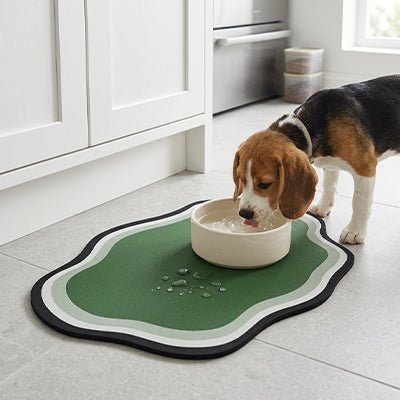 Tapis sous gamelle chien | Robuste - Excursion Chien