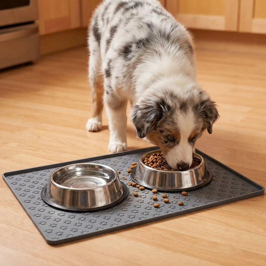 Tapis Sous Gamelle Chien Gris | Antidérapant - Excursion Chien